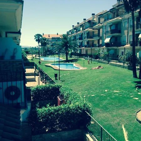 Apartamento, En Pueblo Pesquero *